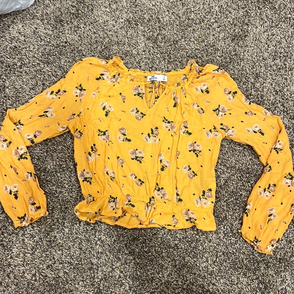 Hollister long-sleeved floral top